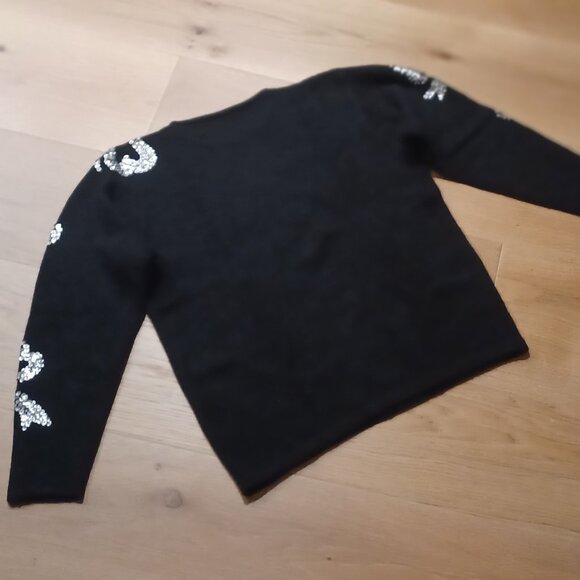 Vintage sweater with bows - Picture 3 of 4